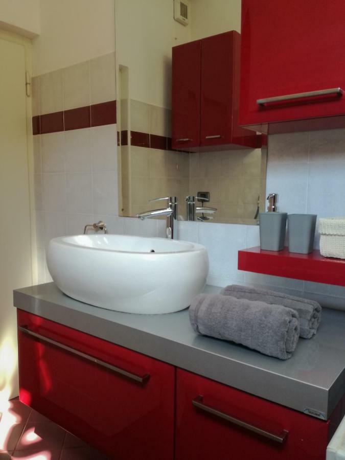 Costa Lunga Apartment โคเปร์ ภายนอก รูปภาพ
